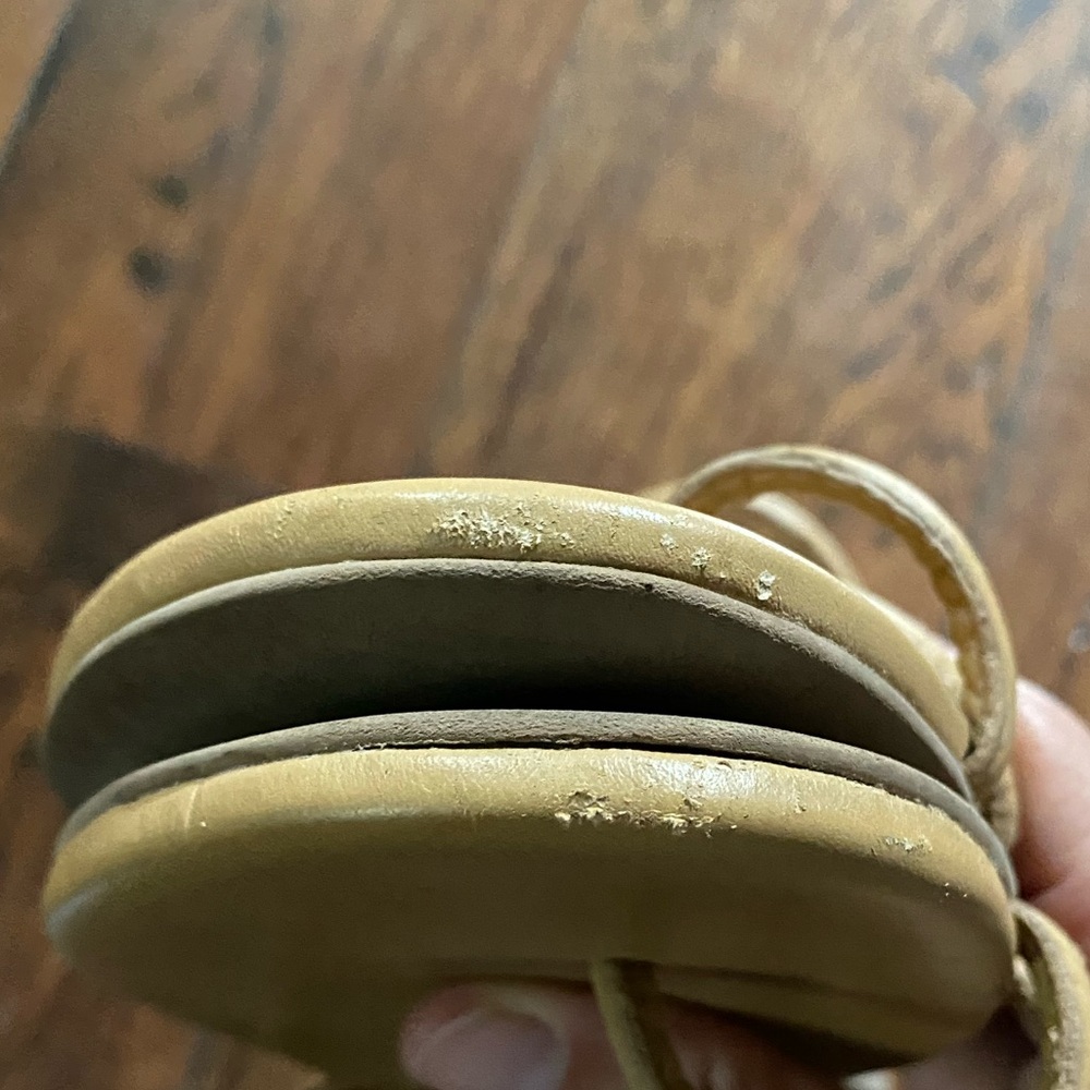 Reformation Ludo sandals 9.5 - Picture 4 of 4